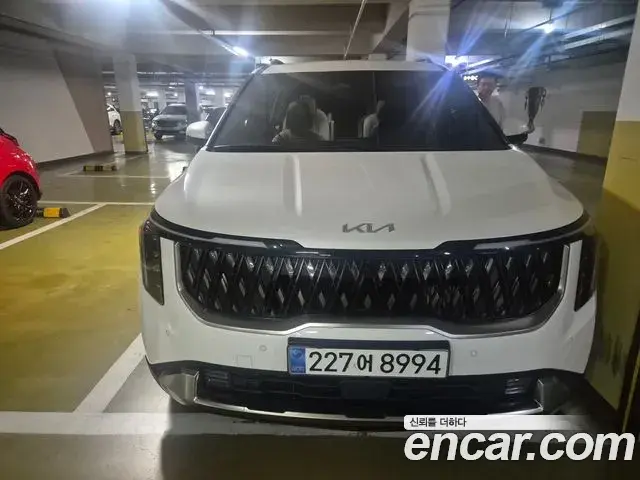 Kia Carnival 2025 — Photo 17/17