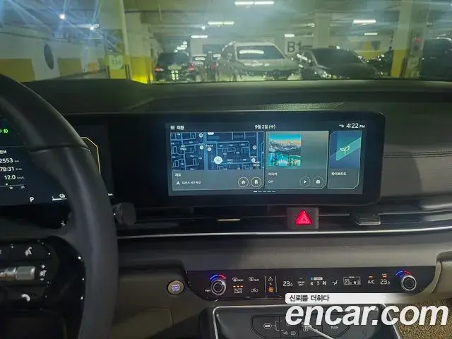 Kia Carnival 2025 — Photo 3/17