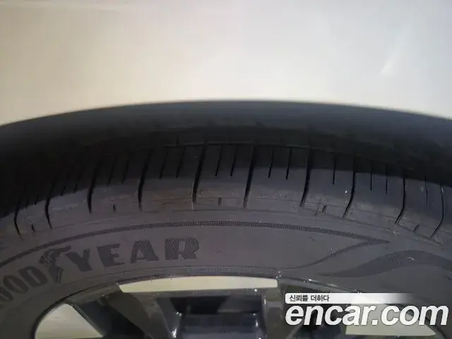 Kia Carnival 2025 — Photo 10/17