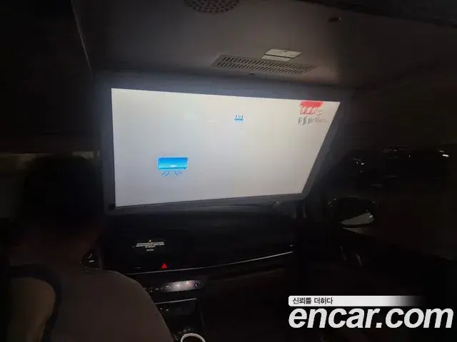 Kia Carnival 2025 — Photo 13/17