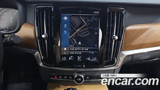 Volvo S90 2019 — ფოტო 18/34