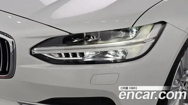 Volvo S90 2019 — ფოტო 2/34