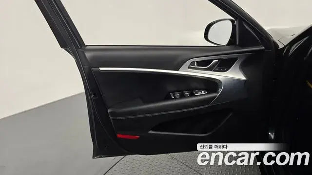 Genesis G70 2019 — Şəkil 13/34