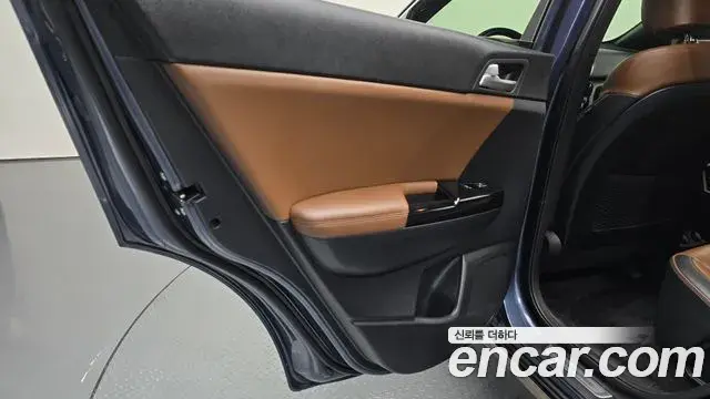 Kia Sportage The Bold 2019 — Photo 20/31