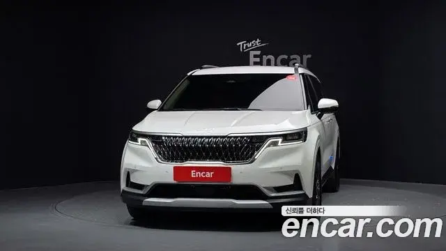 Kia Carnival 2023 — Фото 3/20