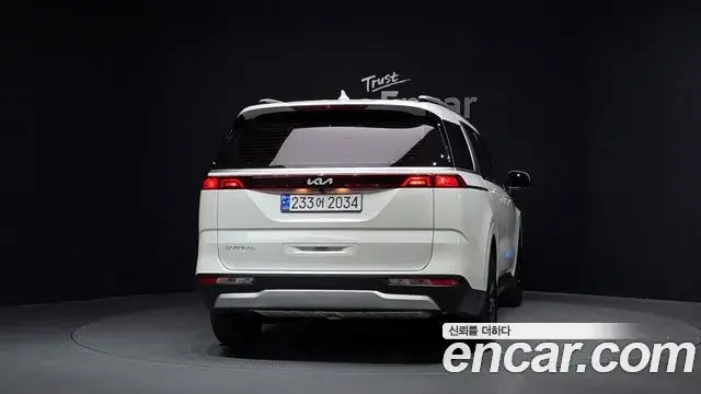 Kia Carnival 2023 — Фото 4/20