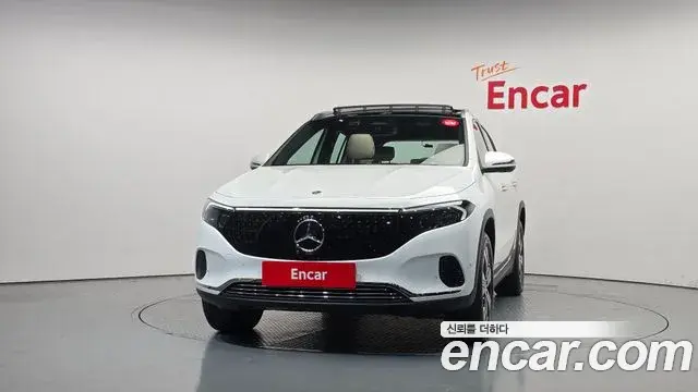 Mercedes-Benz EQA 2025 — Photo 28/31