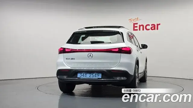 Mercedes-Benz EQA 2025 — Photo 5/31
