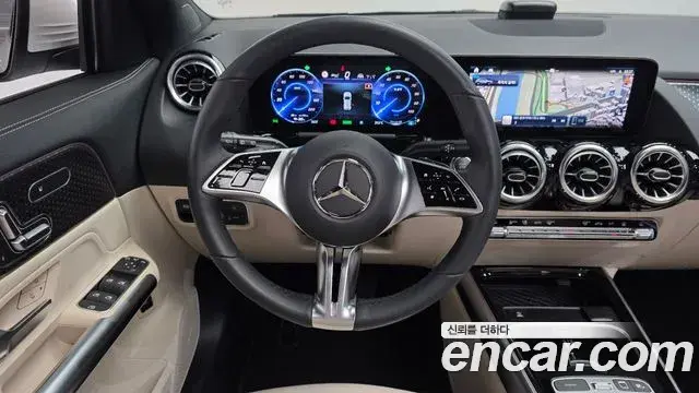 Mercedes-Benz EQA 2025 — Photo 25/31