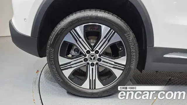 Mercedes-Benz EQA 2025 — Photo 19/31