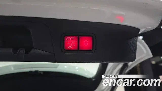 Mercedes-Benz EQA 2025 — Photo 16/31