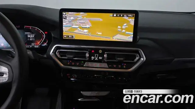 BMW X4 2025 — Фото 13/20