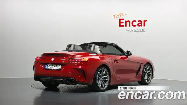 BMW Z4 2022 — Фото 2/20