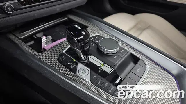 BMW Z4 2022 — Фото 9/20