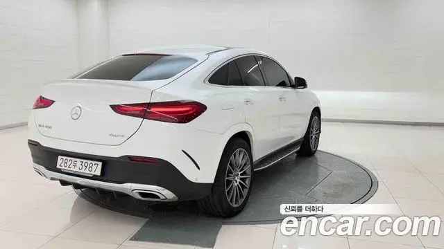 Mercedes-Benz GLE-Class 2025 — Фото 4/20