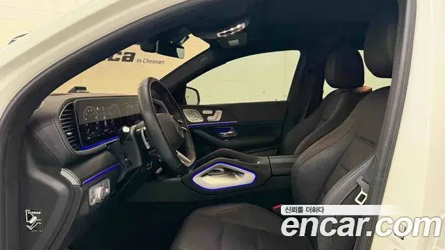 Mercedes-Benz GLE-Class 2025 — Фото 18/20