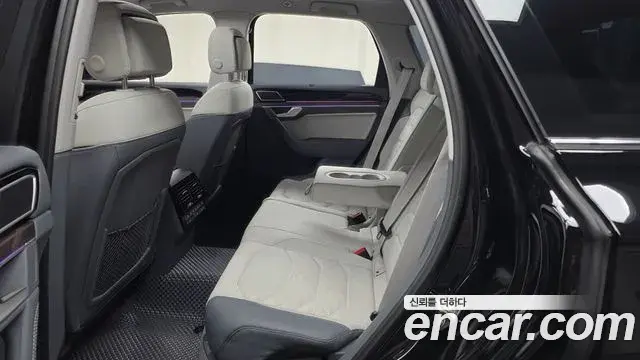 Volkswagen Touareg 2025 — Şəkil 25/35
