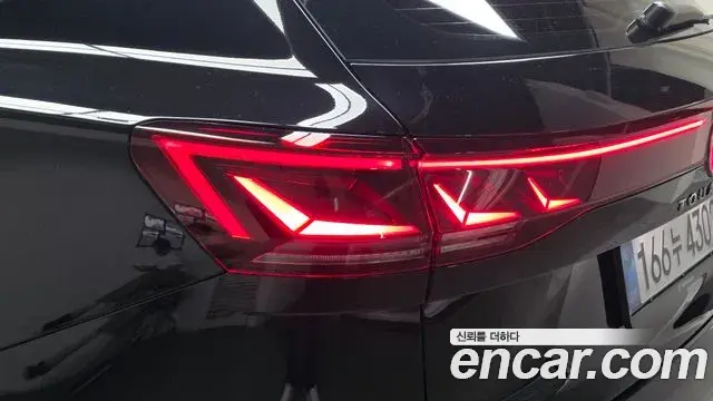 Volkswagen Touareg 2025 — Şəkil 23/35