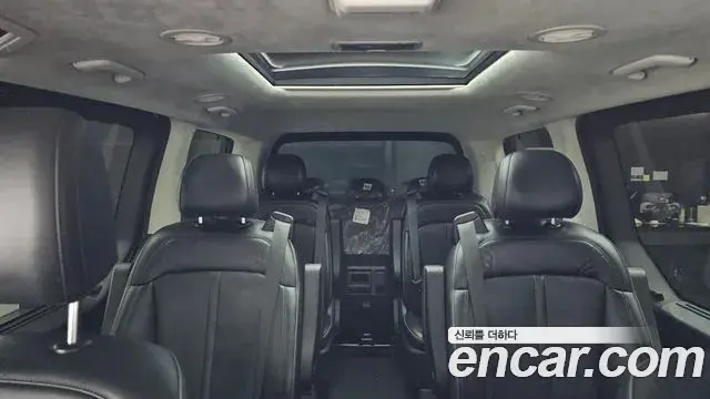 Hyundai Staria 2022 — Photo 13/20