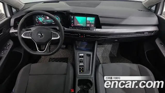 Volkswagen Golf 2022 — ფოტო 14/20