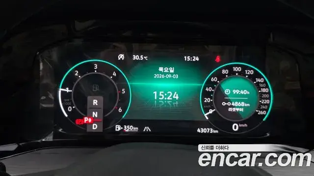 Volkswagen Golf 2022 — ფოტო 4/20