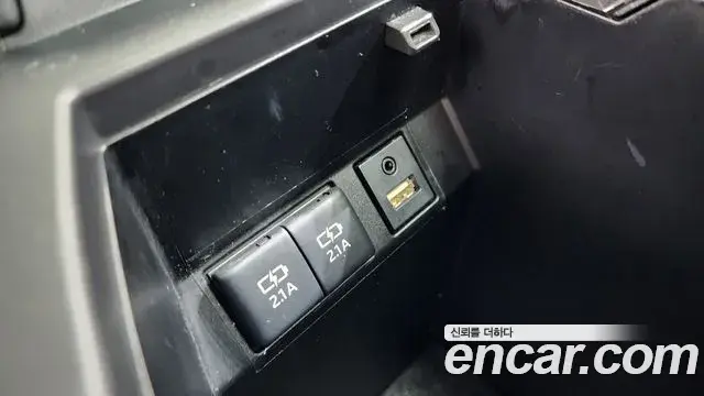 Toyota Avalon 2019 — Photo 5/20