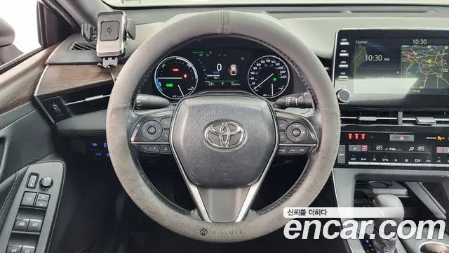 Toyota Avalon 2019 — Photo 19/20