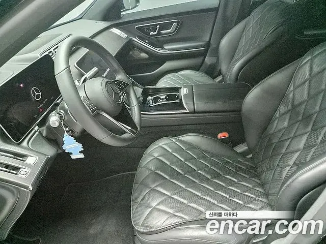 Mercedes-Benz S-Class 2023 — Фото 8/17