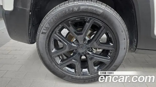 Jeep Renegade 2022 — Photo 1/32