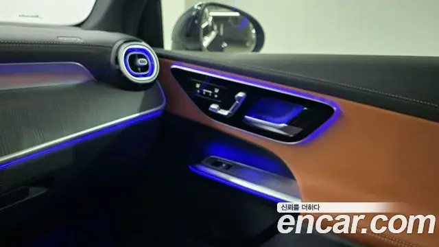 Mercedes-Benz GLC-Class 2023 — Фото 13/20