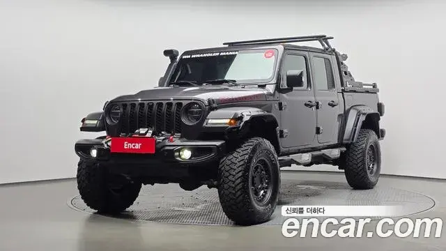 Jeep Gladiator 2021 — Фото 1/20
