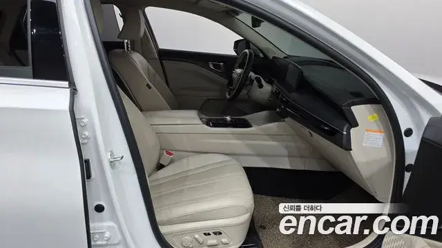 Kia K8 2025 — ფოტო 15/35
