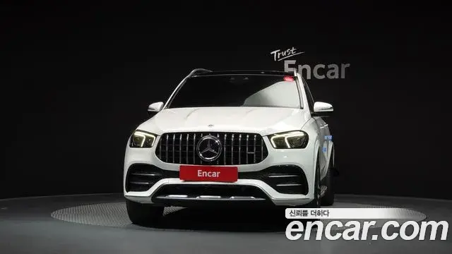 Mercedes-Benz GLE-Class 2021 — Photo 3/20