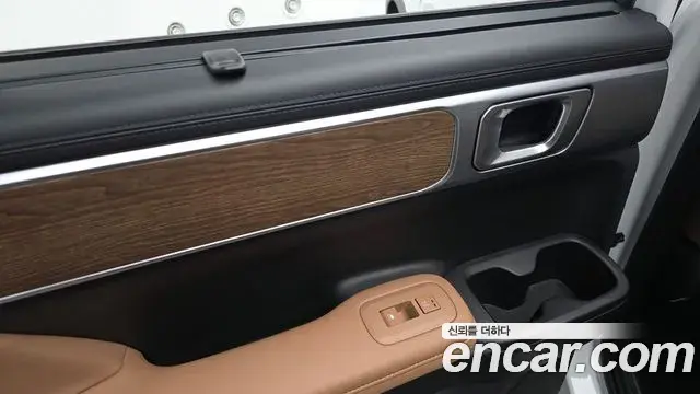 Hyundai Santa Fe 2024 — Photo 19/20