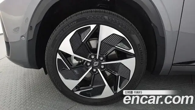 Renault Samsung Grand Koleos 2025 — Photo 14/37