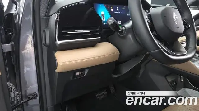 Renault Samsung Grand Koleos 2025 — Photo 32/37