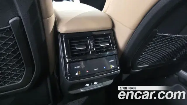 Renault Samsung Grand Koleos 2025 — Photo 6/37