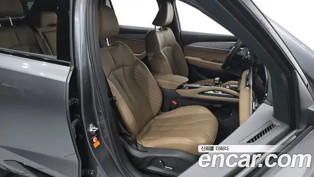Renault Samsung Grand Koleos 2025 — Photo 24/37