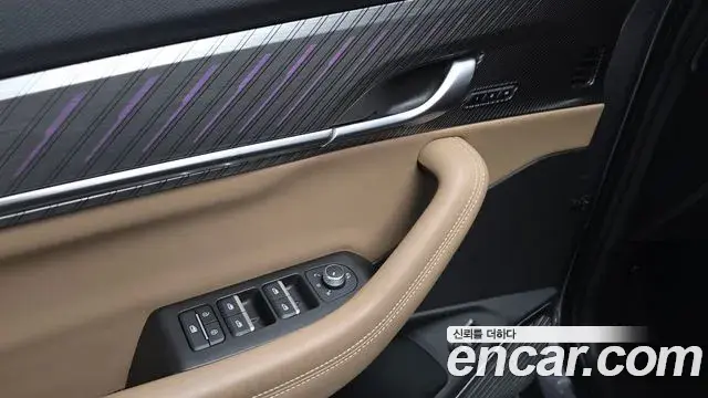 Renault Samsung Grand Koleos 2025 — Photo 15/37