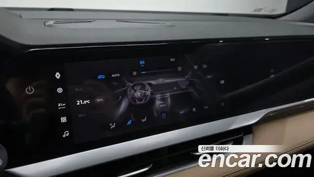 Renault Samsung Grand Koleos 2025 — Photo 25/37