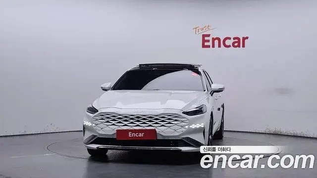 Kia K8 2023 — ფოტო 35/37