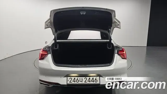Kia K8 2023 — ფოტო 28/37