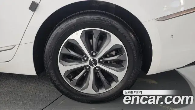 Kia K8 2023 — ფოტო 33/37