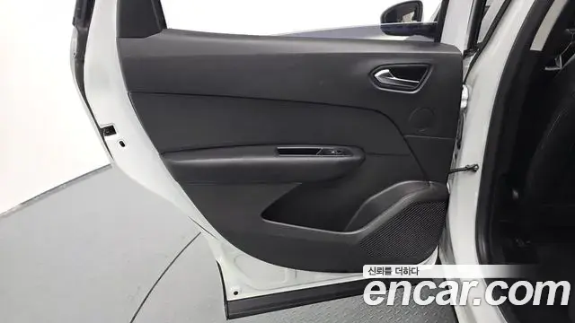 Renault Samsung XM3 2023 — ფოტო 25/31