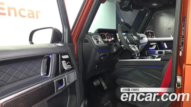 Mercedes-Benz G-Class 2022 — Photo 31/32