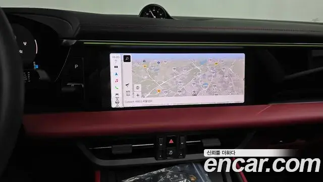 Porsche Macan EV 2025 — Şəkil 29/35