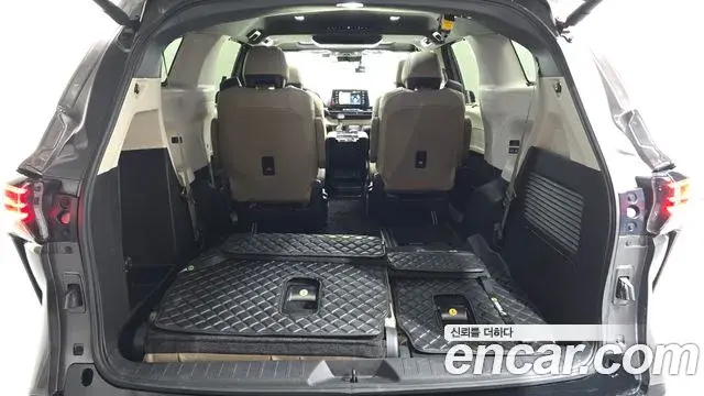Toyota Sienna 2022 — Şəkil 11/36