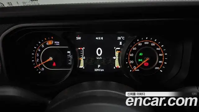 Jeep Wrangler 2025 — Фото 8/20