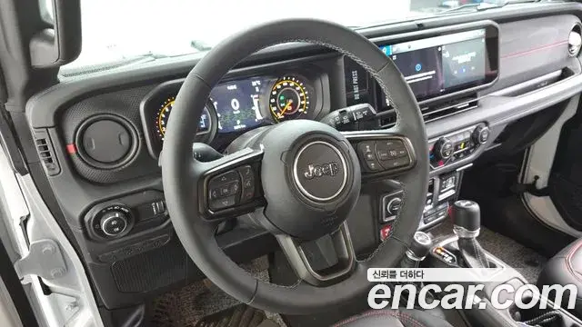 Jeep Wrangler 2025 — Фото 12/20
