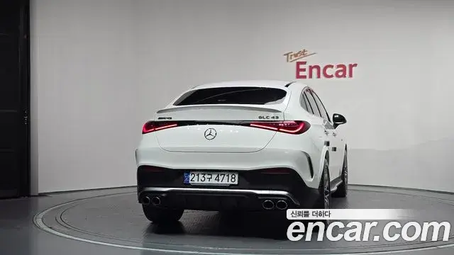 Mercedes-Benz GLC-Class 2024 — Photo 4/20